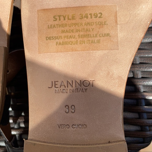 Shoes with Green Stones Size 9 - Picture 12 of 16